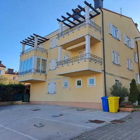 Apartment Lunna